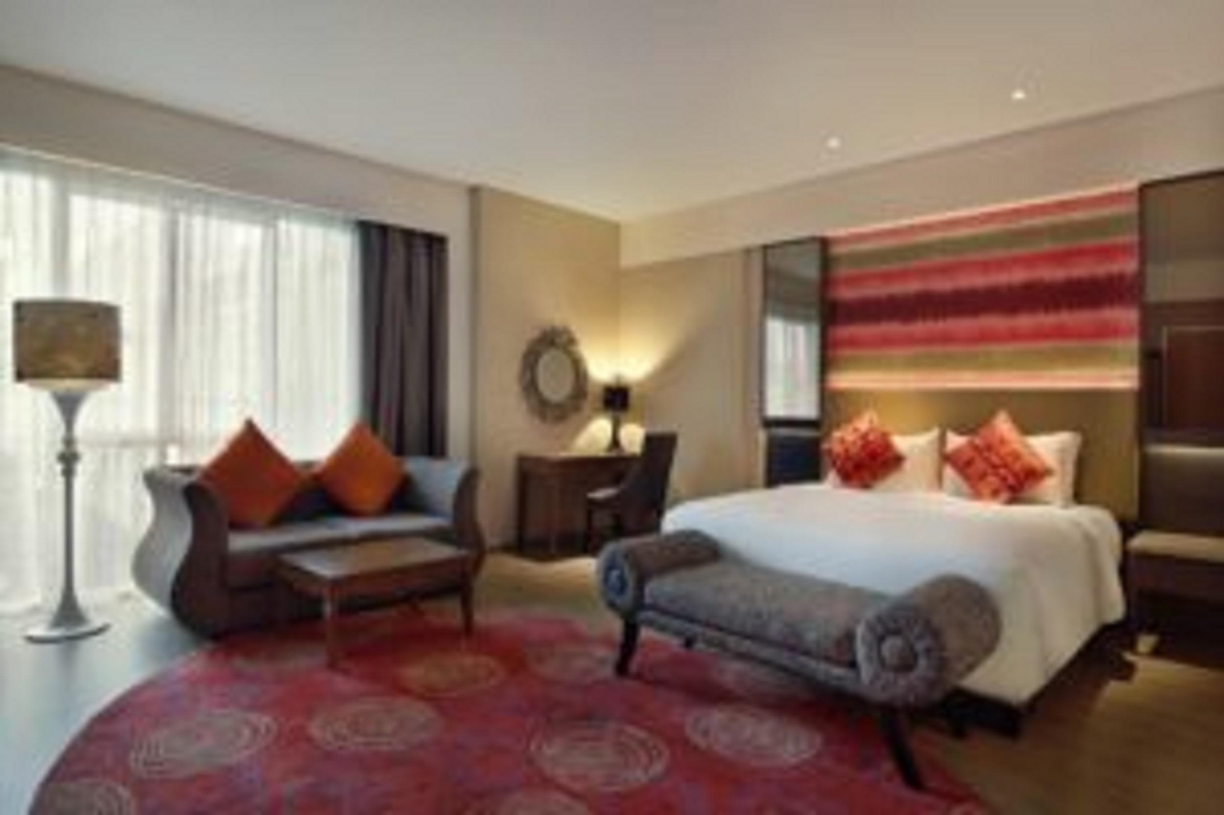 แกรนด์ เมอร์เคียว บันดุง เซเตียบุดี Hotel ภายนอก รูปภาพ