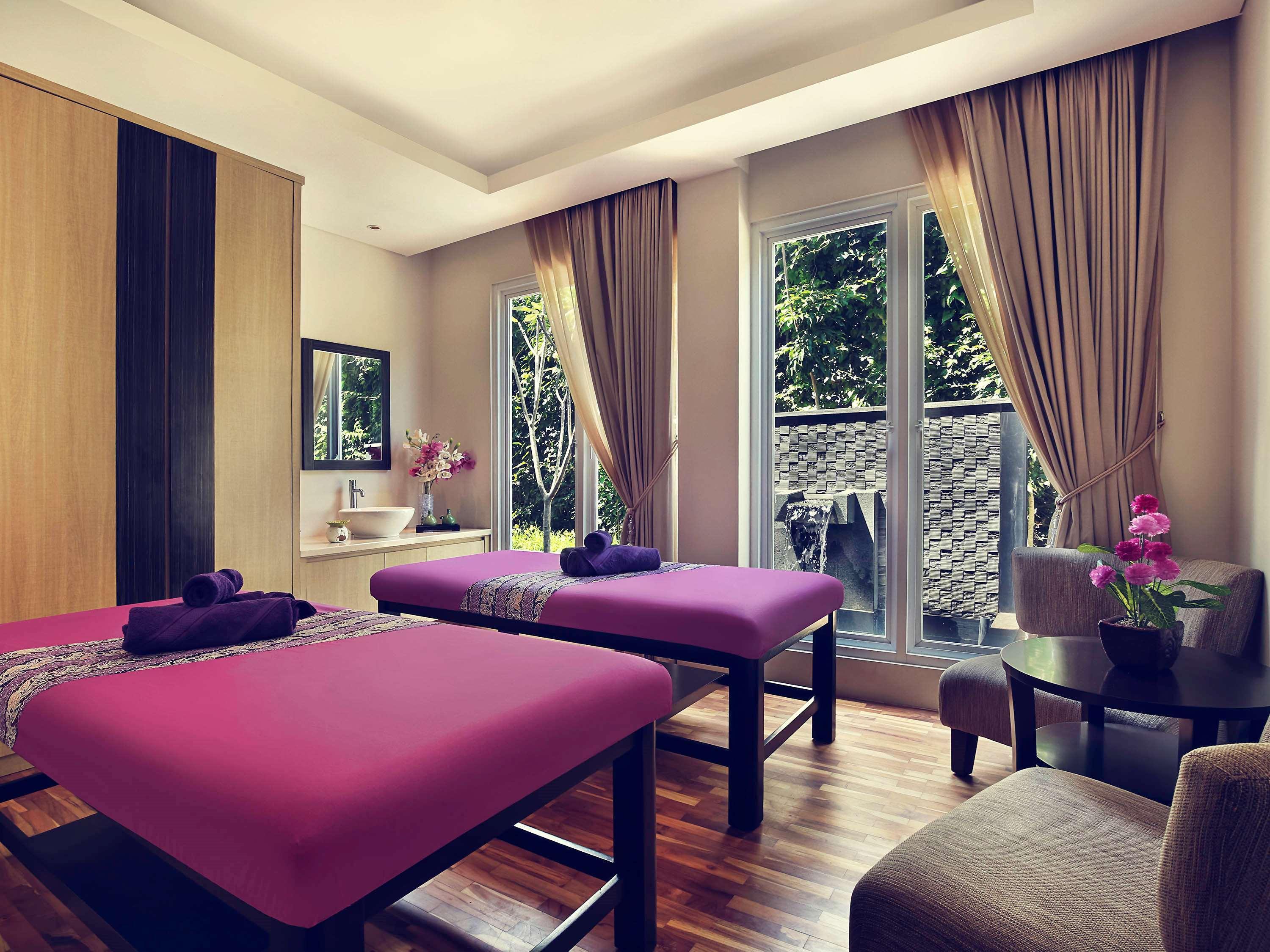 แกรนด์ เมอร์เคียว บันดุง เซเตียบุดี Hotel ภายนอก รูปภาพ