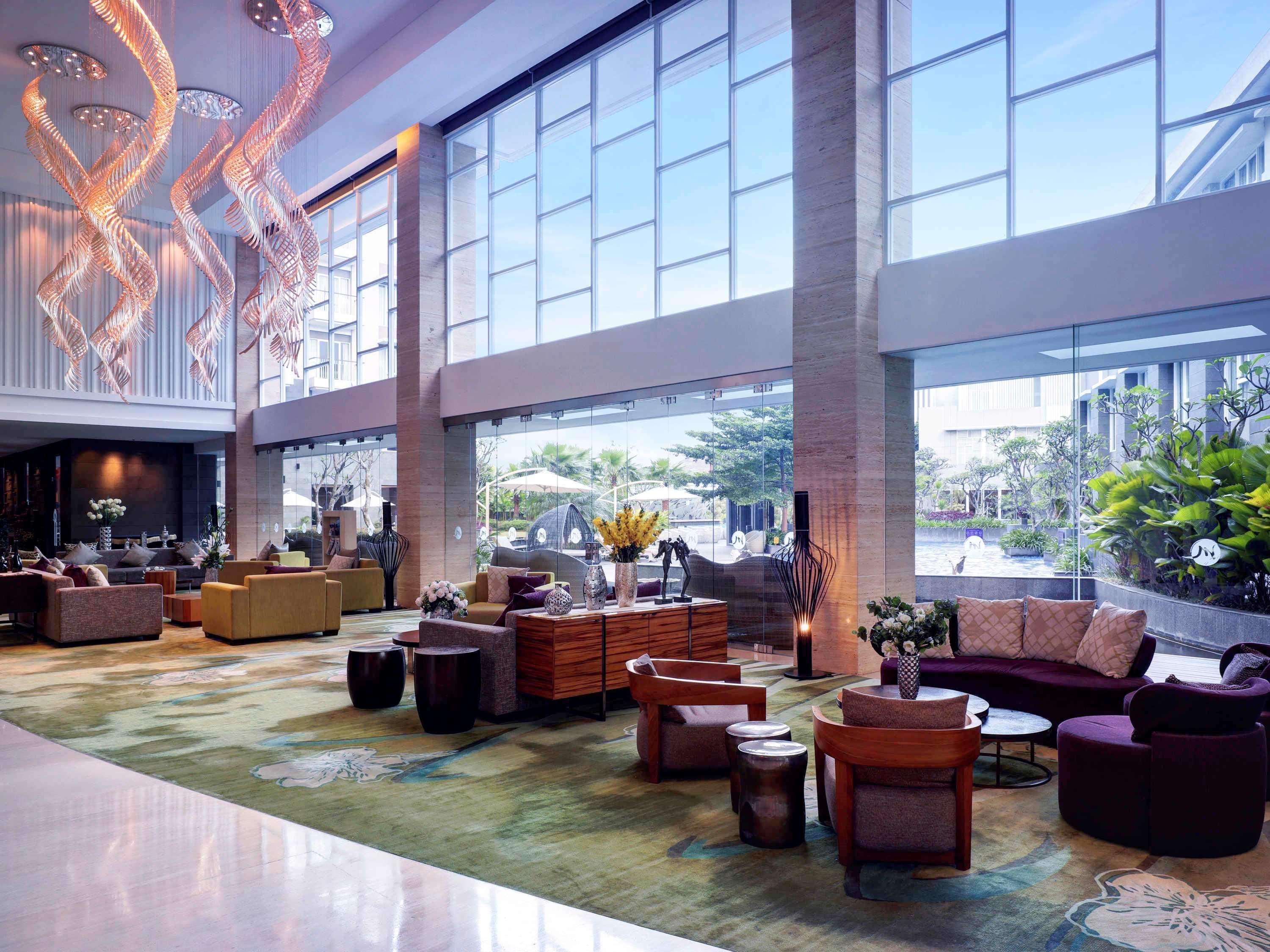 แกรนด์ เมอร์เคียว บันดุง เซเตียบุดี Hotel ภายนอก รูปภาพ