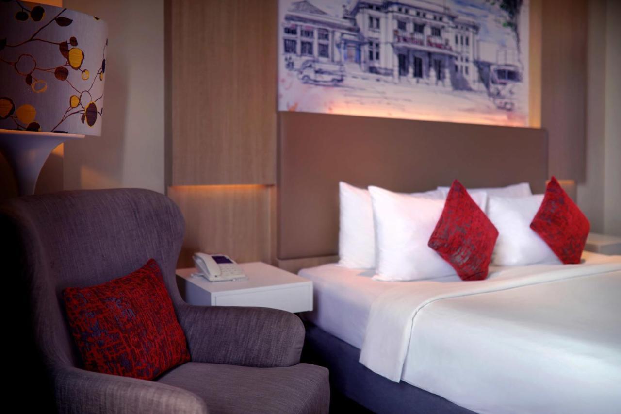 แกรนด์ เมอร์เคียว บันดุง เซเตียบุดี Hotel ภายนอก รูปภาพ
