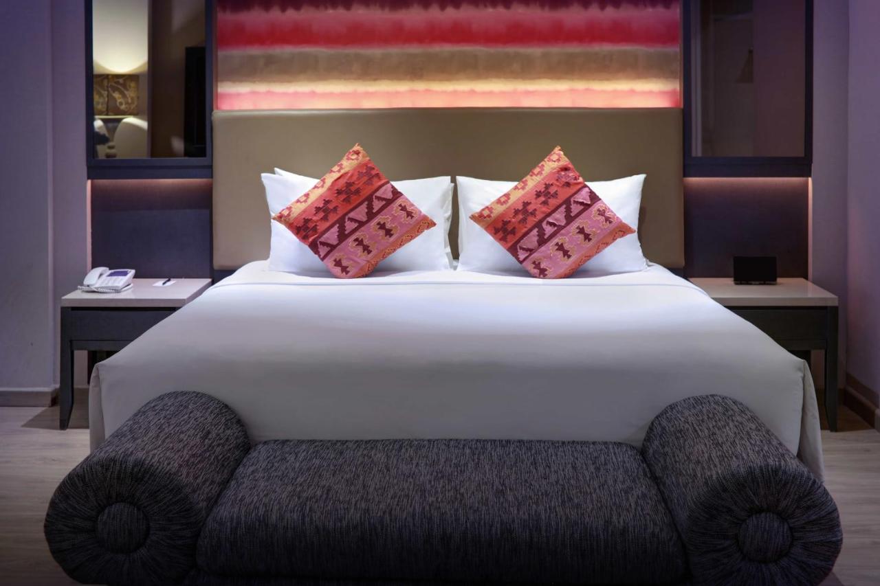 แกรนด์ เมอร์เคียว บันดุง เซเตียบุดี Hotel ภายนอก รูปภาพ