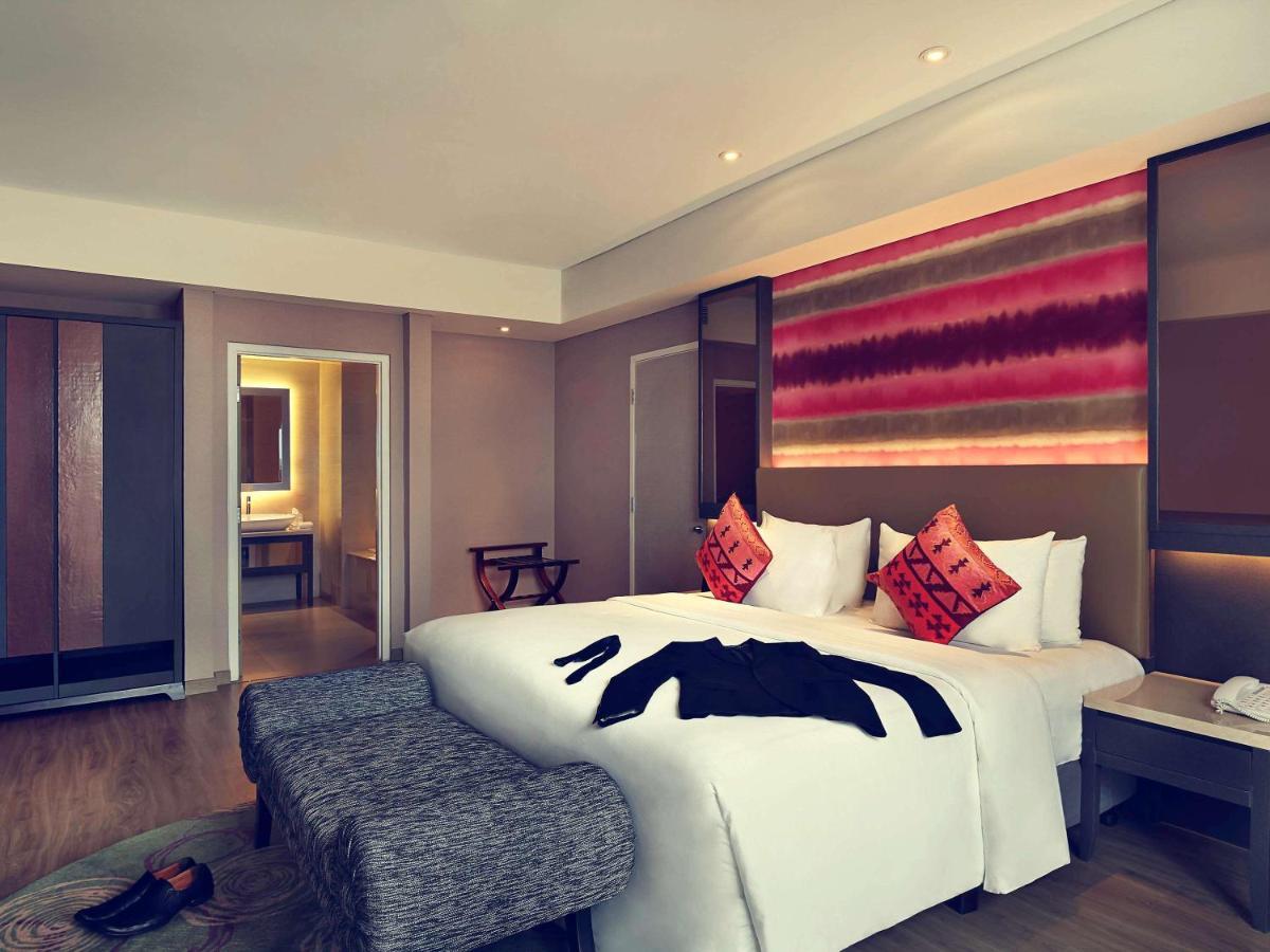 แกรนด์ เมอร์เคียว บันดุง เซเตียบุดี Hotel ภายนอก รูปภาพ